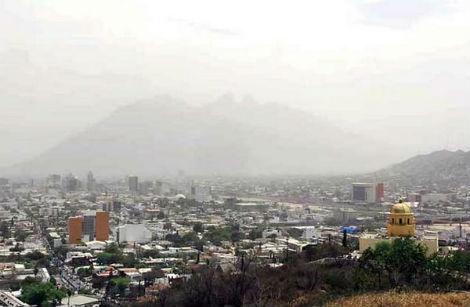 Foto: Monterrey, una de las ciudades con el aire más contaminado según el Clean Air Institute. Fuente: El Norte/redesquintopoder.com